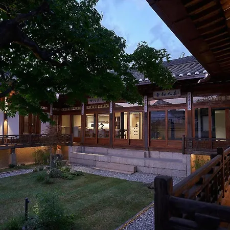 Nostalgia Hanok Hotel