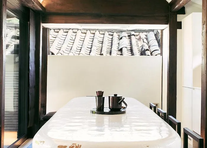 Nostalgia Hanok Hotel 5*