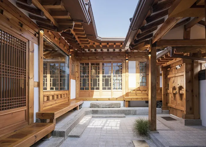 Nostalgia Hanok Hotel 5*