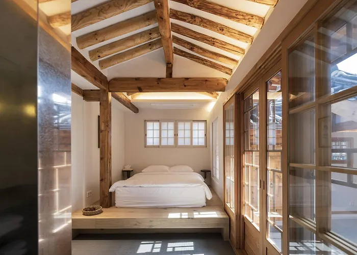 Nostalgia Hanok 5*