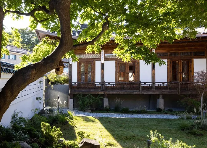 Nostalgia Hanok 5* Seoel