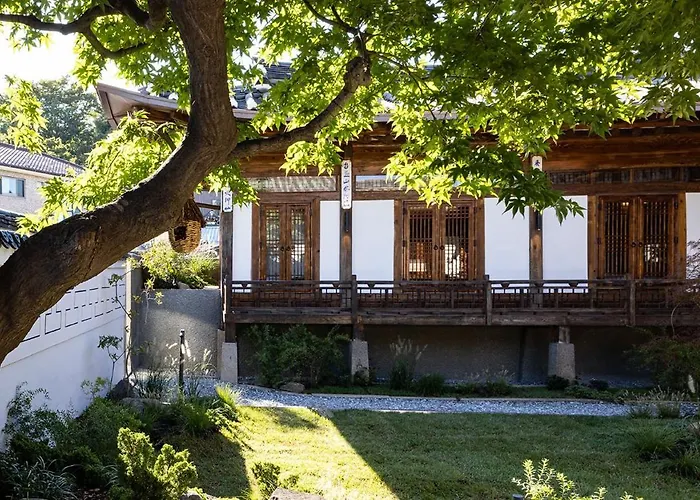 Nostalgia Hanok 5*