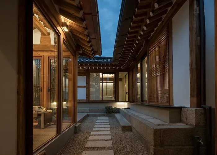 Nostalgia Hanok 5* Seoel